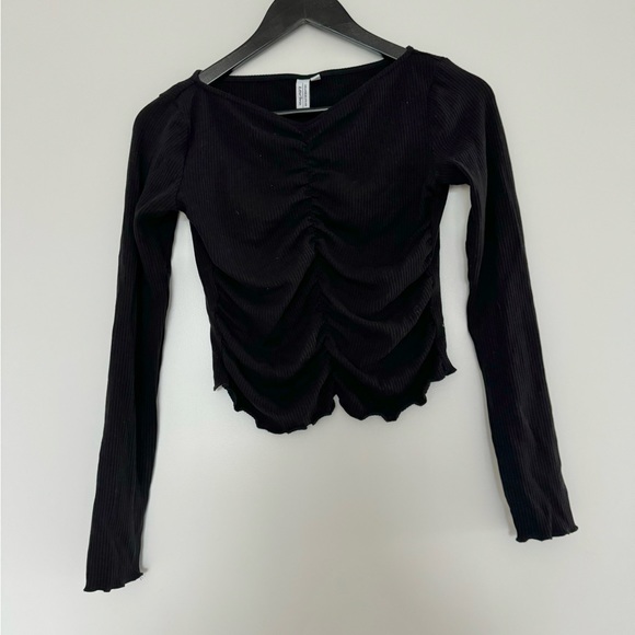 & Other Stories Black Ribbed Ruched Front Irregular Hem Top - Picture 3 of 4